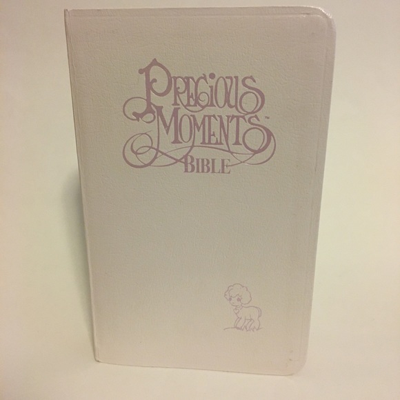 Precious Moments Bible new king James vintage nwot